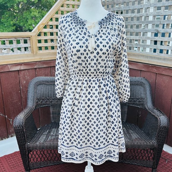 Forever 21 Peasant Blouse Dress with geometric pattern (size M) - Picture 2 of 11